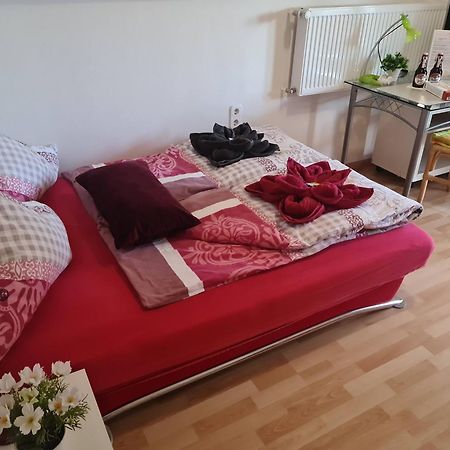 Ferienwohnungen Wie Im Sueden Großostheim Exterior foto